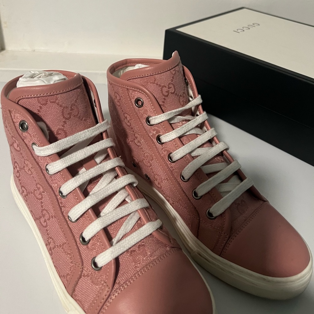 Gucci monogram lace up sneakers pink